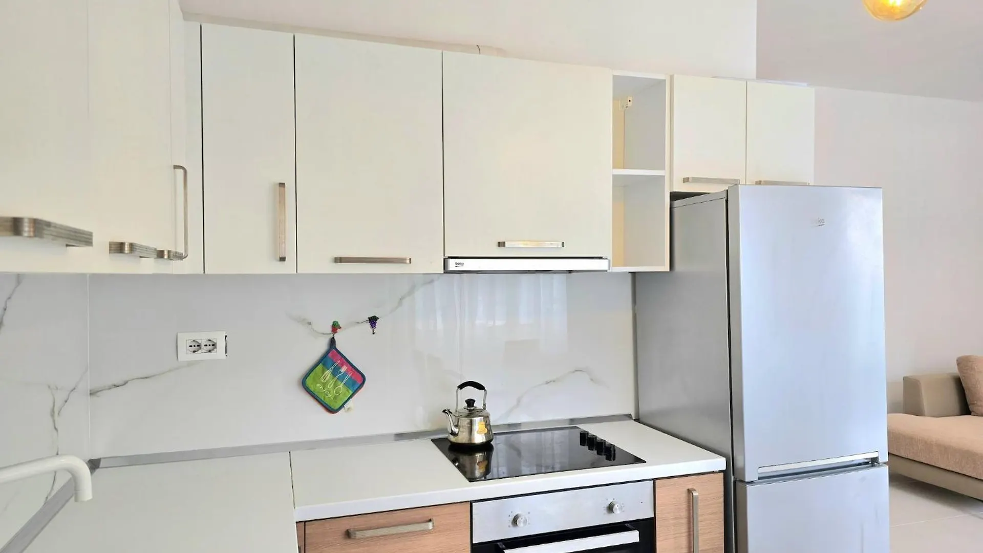 Airy 2-Bedroom Apartment With Balcony Plazhi San Pietro Albánie